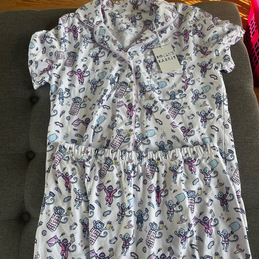 Roller Rabbit White Pajama Top with Pastel Pink, Blue, Yellow and Purple Print